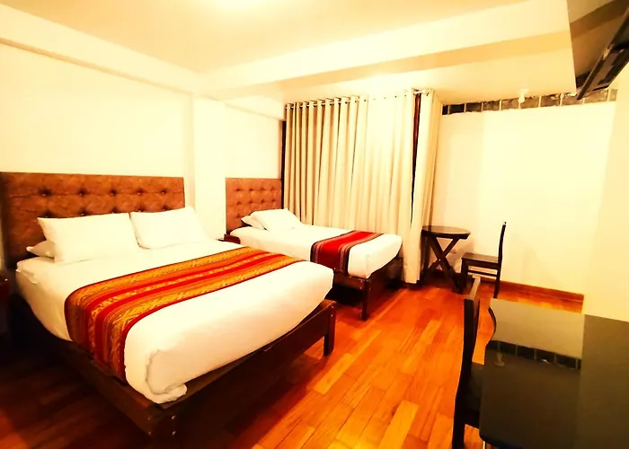 Hotel Paqarina San Blas *
